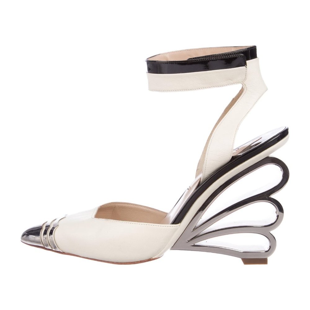 Nicholas Kirkwood Sculptural Pumps, IT 37.5, NEW!